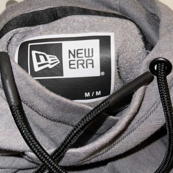 Medium new era, gray hoodie army National Guard logo with flag - Picture 8 of 8